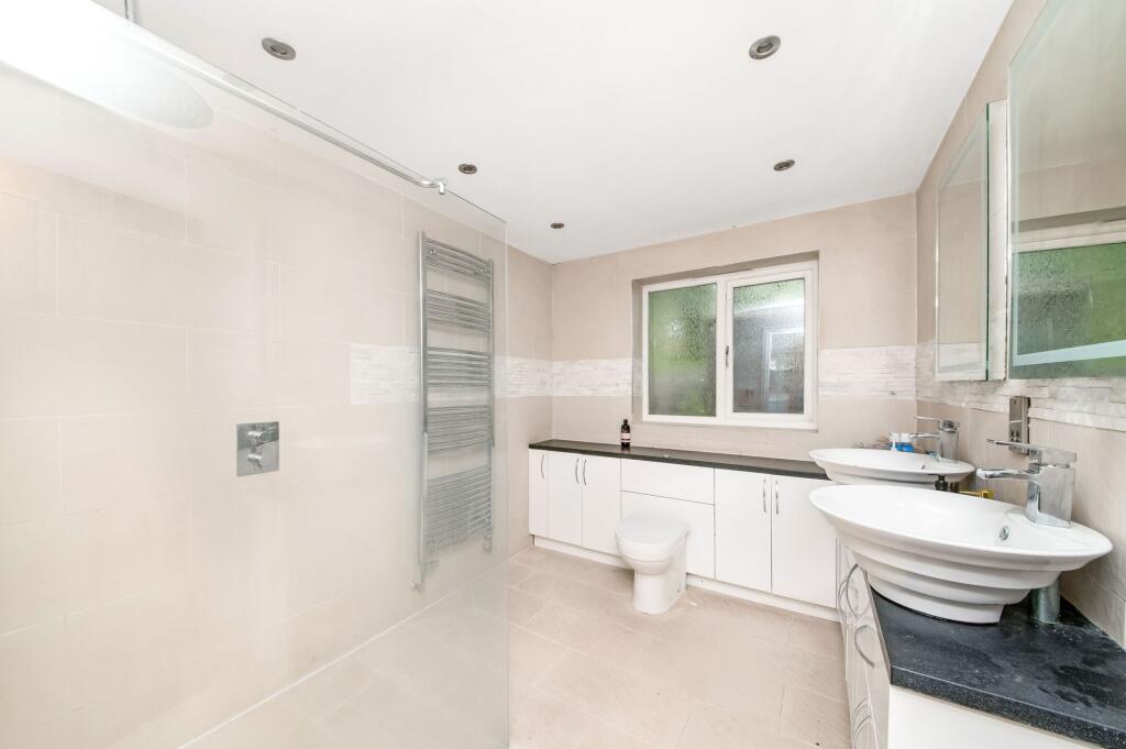 Cottage Bathroom