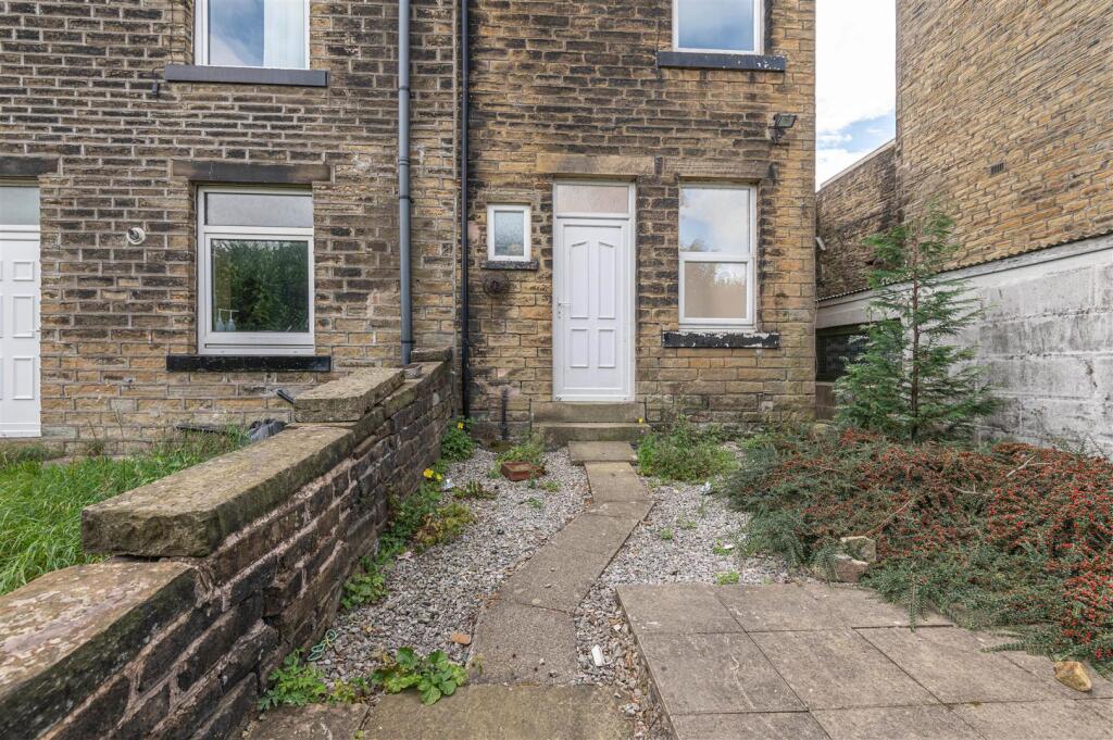 23 - 12A Eldroth Road HX1 3BA.jpg