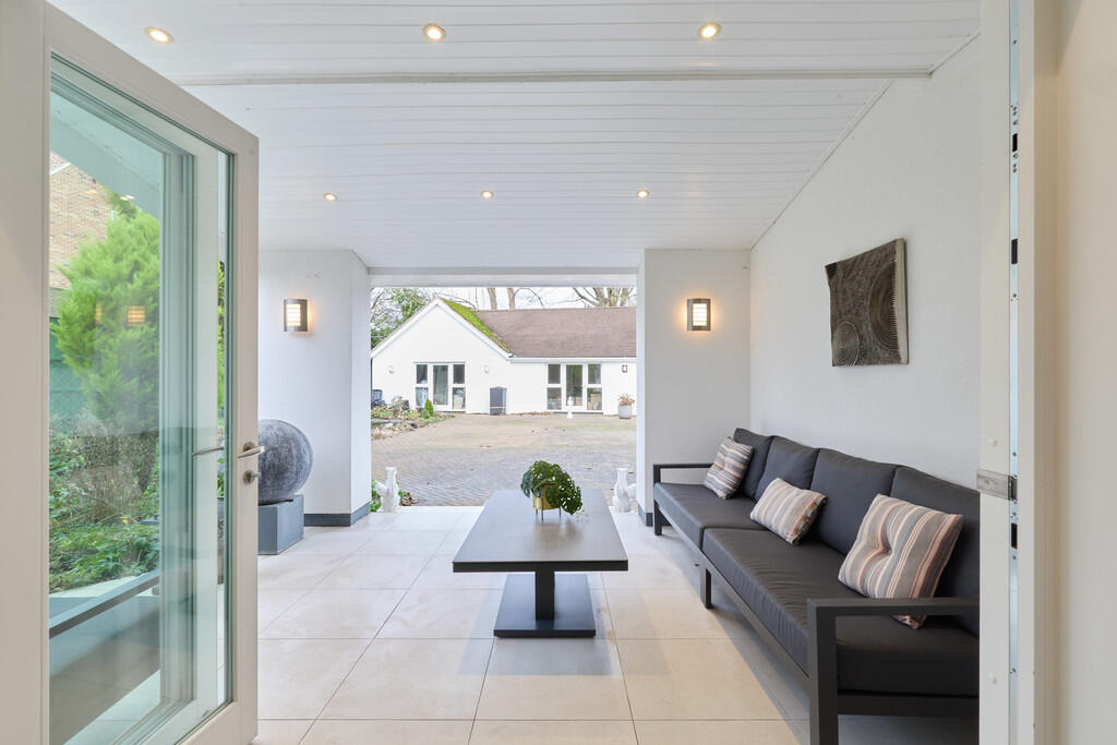 23 Worlington Roa...