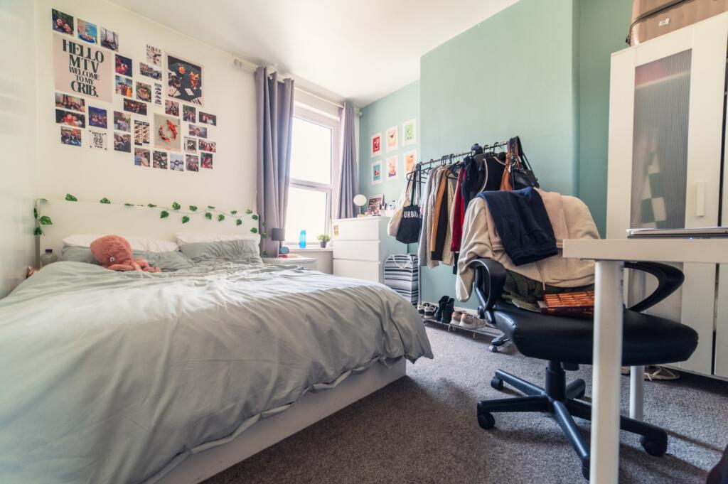 Call 02920 454555 to secure your viewing_12