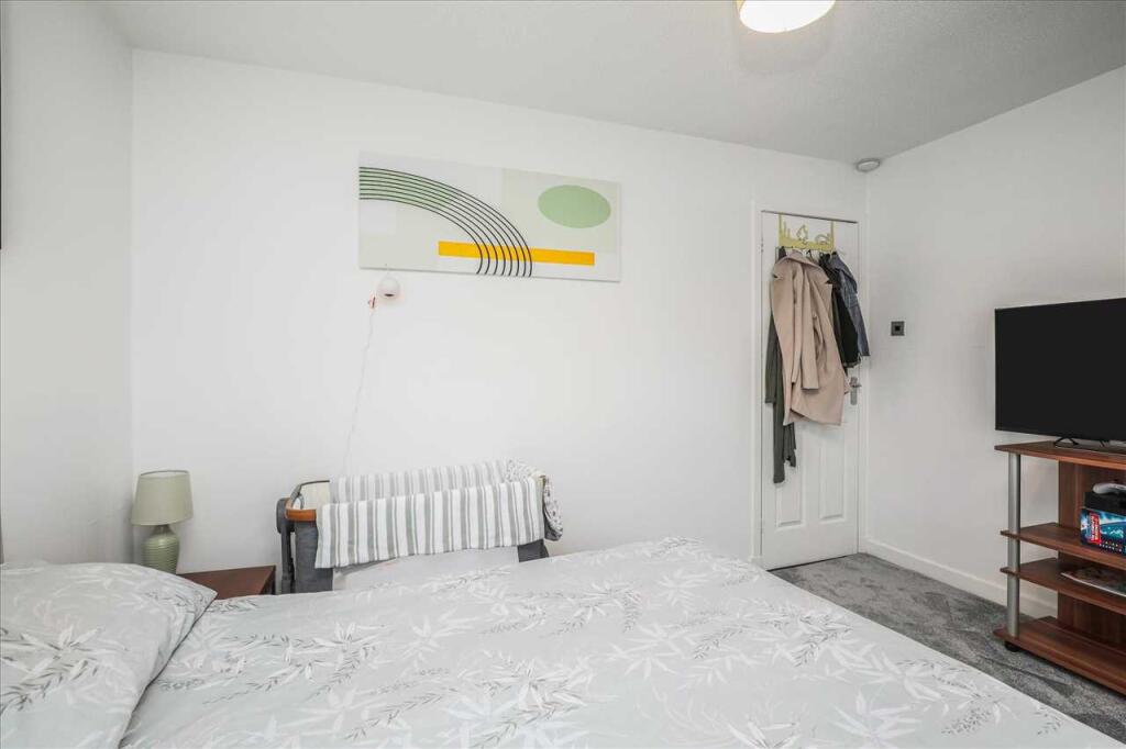 Bedroom One (2)