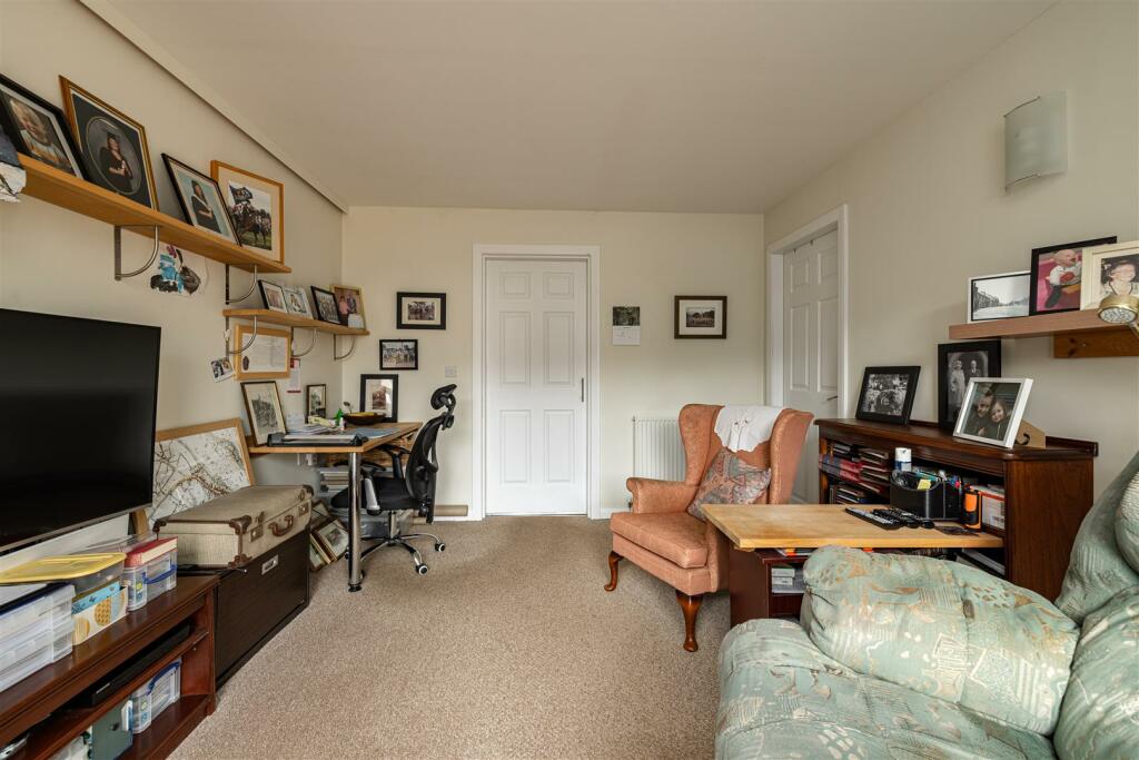 10 Upper Loan Park Lauder 14.JPG
