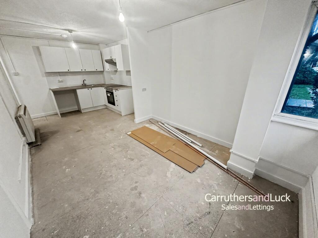 Balcombe Road, Peacehaven, BN10 7QF