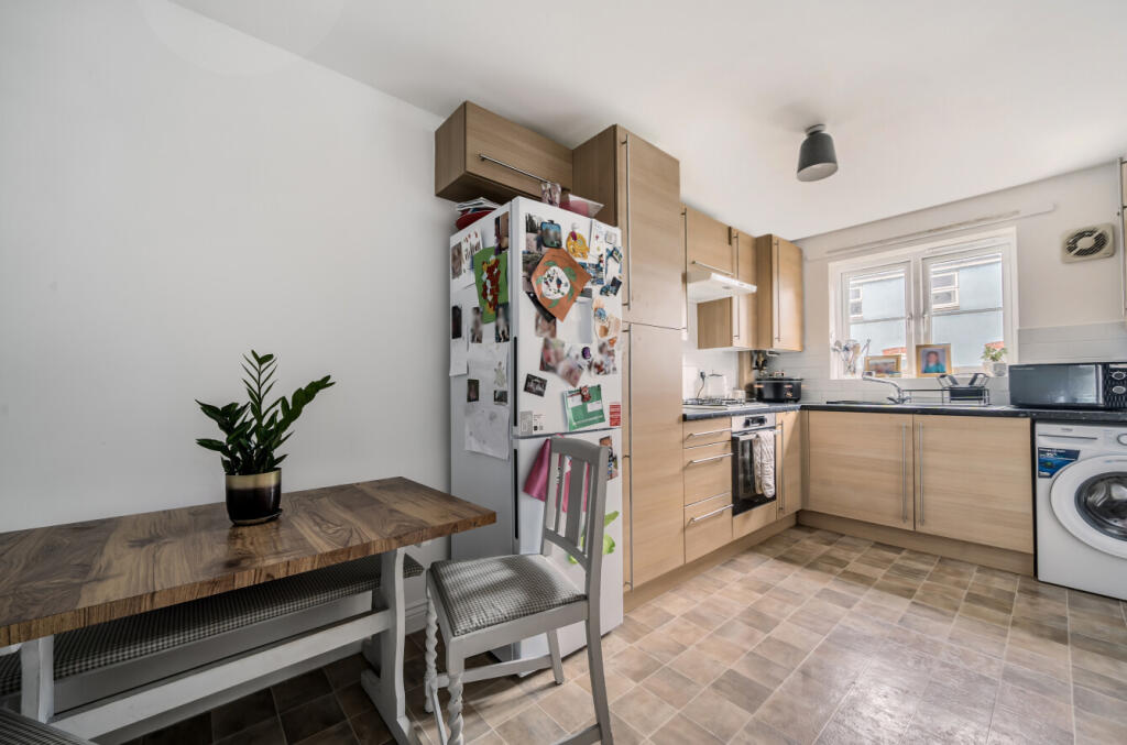 1362368-9-68dfe1d...