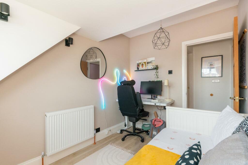 2D6CBH - Bedroom E.jpg