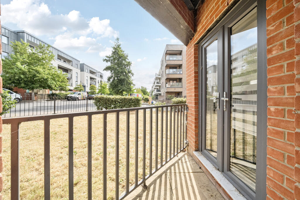 1317958-1-6876237...