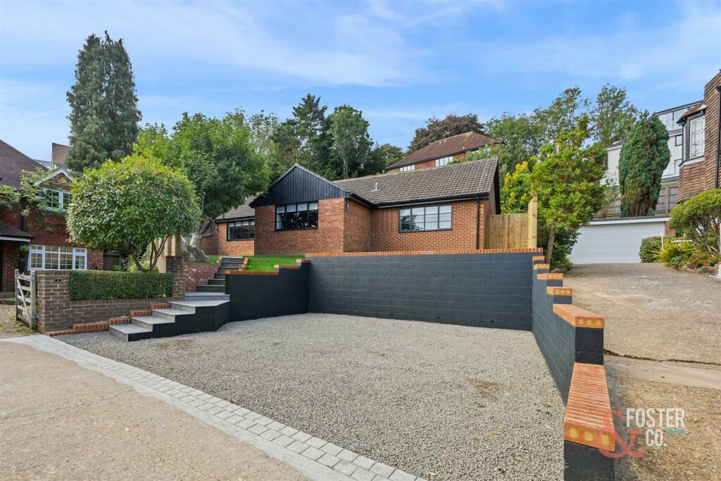 Blackthorne Close - Foster &amp; Co_002.jpg