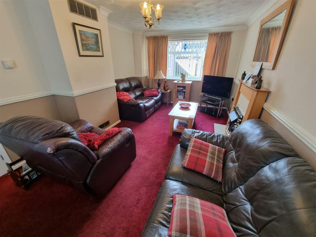 Lounge 2