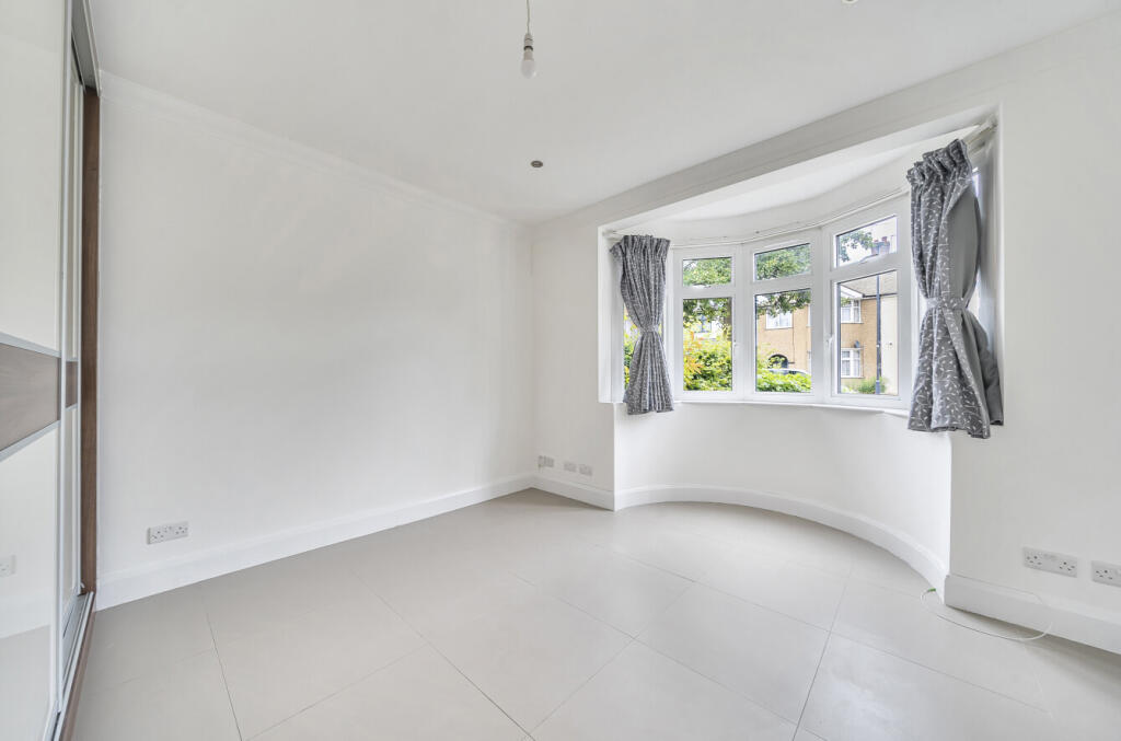 1327140-12-6877e8...