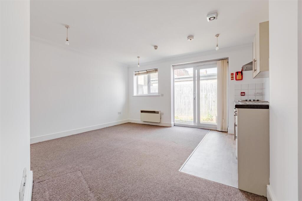 Open Plan Reception
