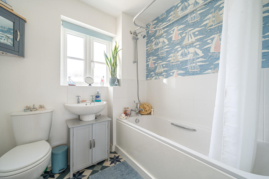 1330992-19-688a3f219f4c7