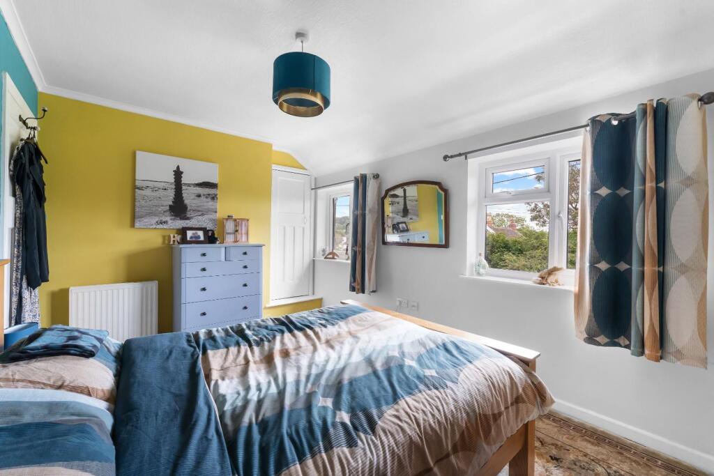 1.11 - bed 2.jpg