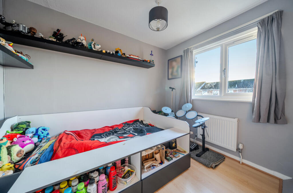 1395348-8-695e352...