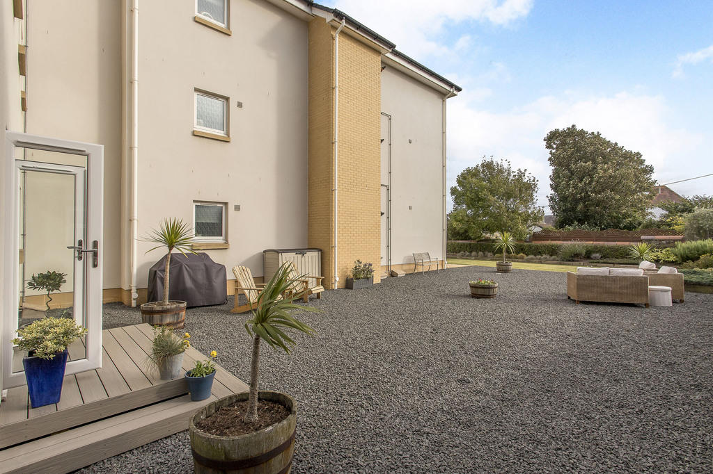 15 Garden