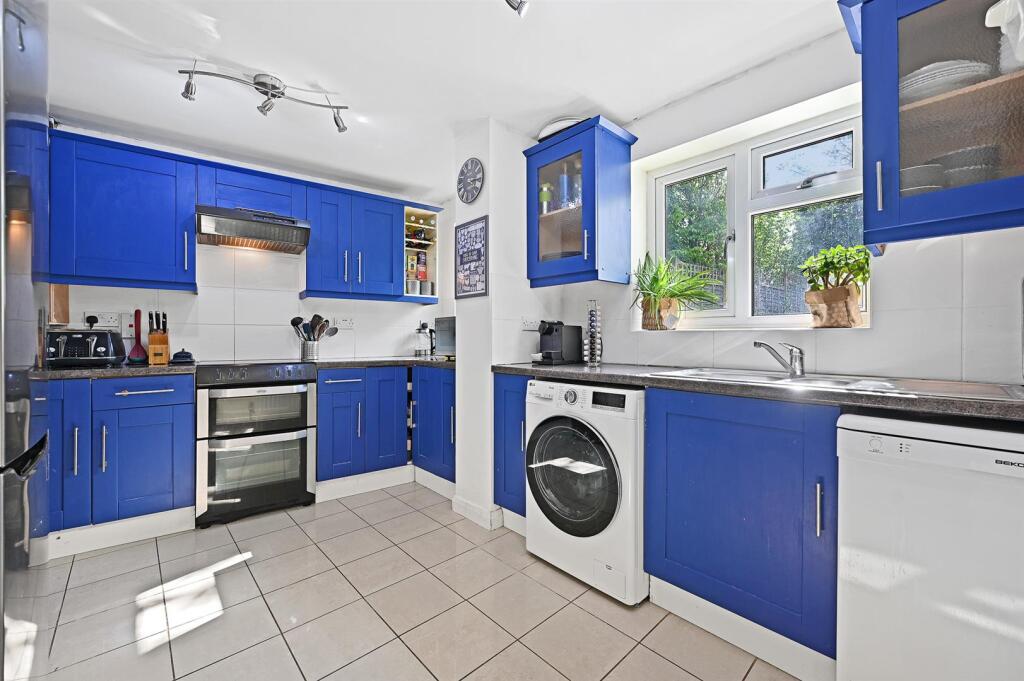 Pennington Road, Chalfont St. Peter, SL9