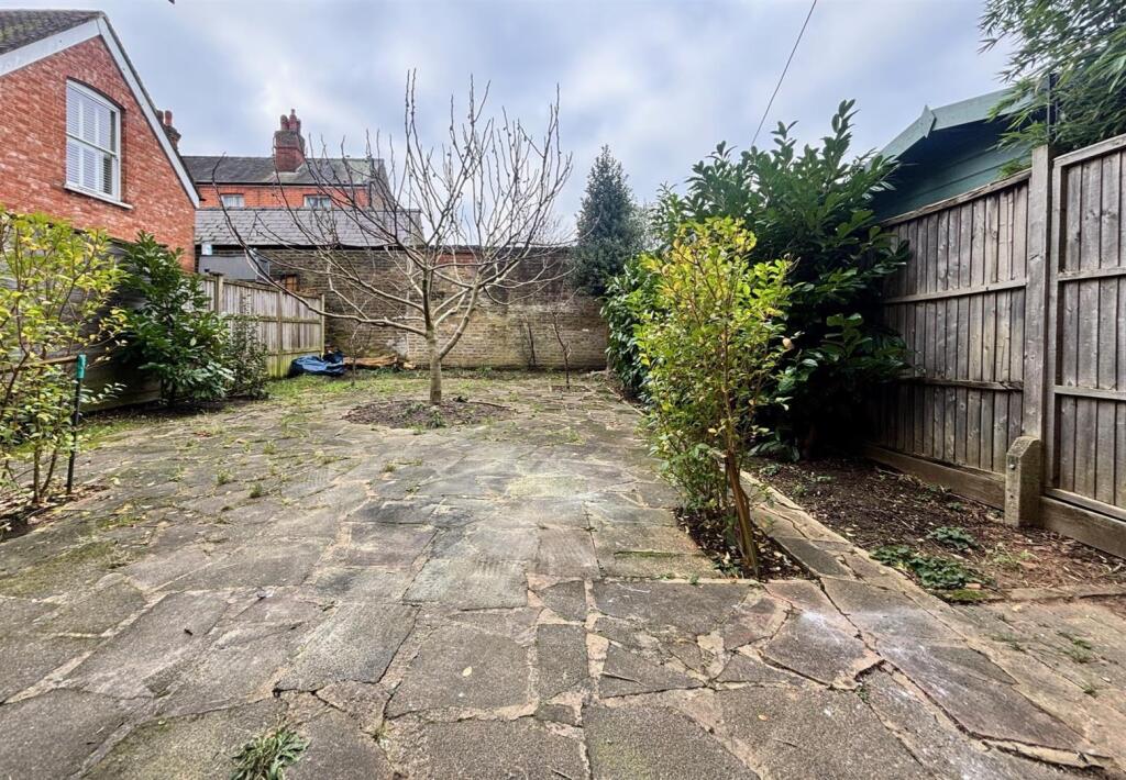 Garden 2.jpg