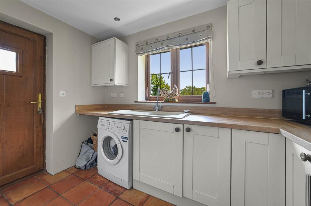UTILITY ROOM