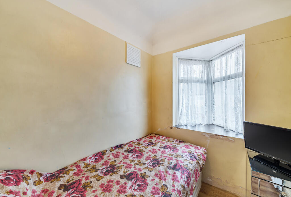 1369842-1-69021c3...