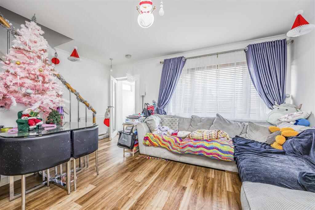 6 Hemlock Road, Waterlooville-PorticoMarketing-Nex