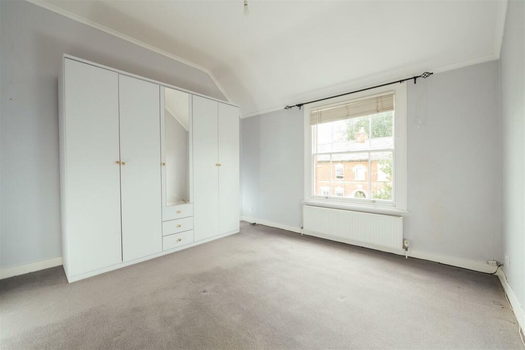 34 Benslow Lane, Hitchin-15.jpg