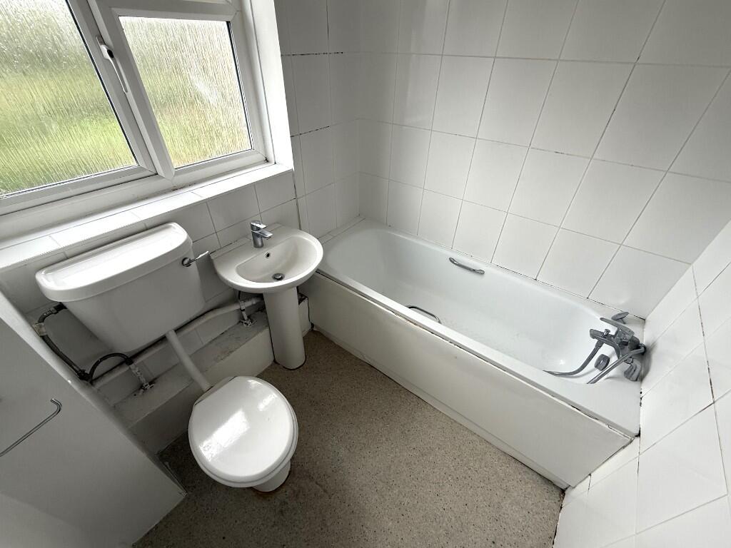 FITTED BATHROOM