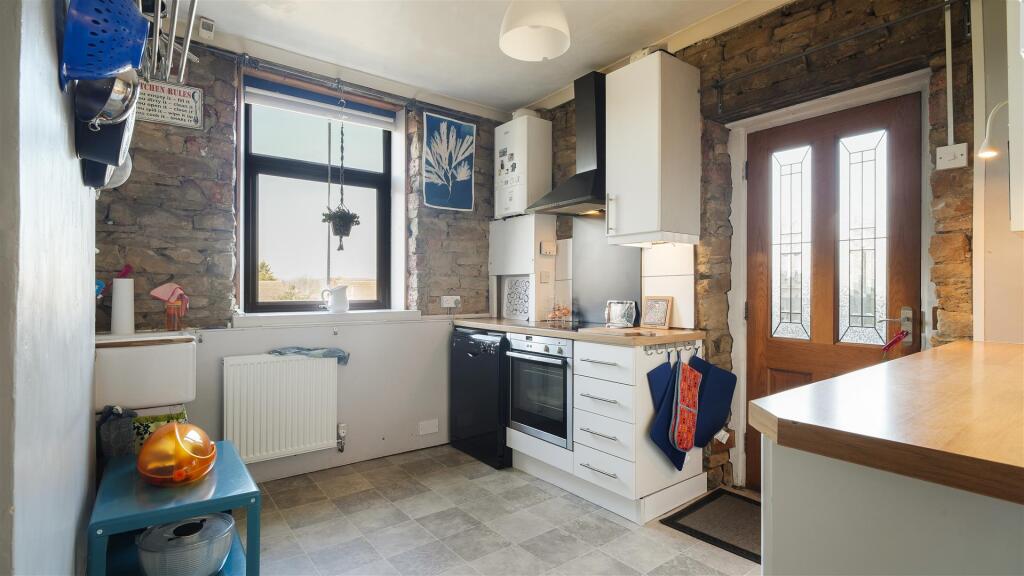 110FultonRd-20.jpg