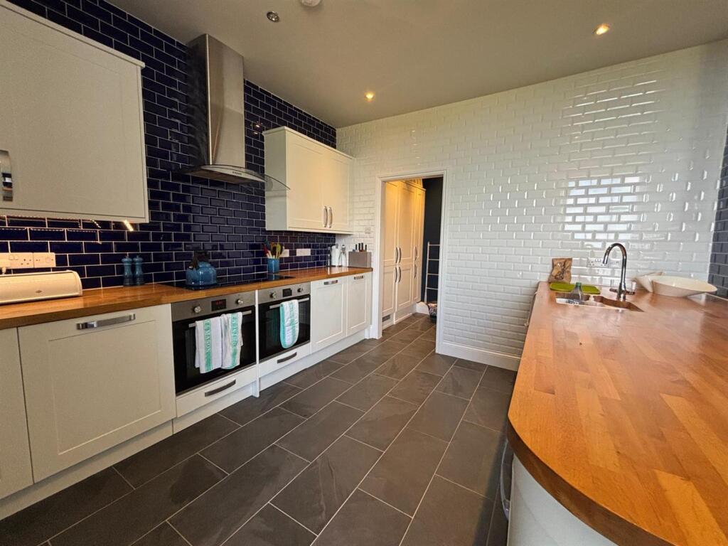 PHOTO-2025-08-28-07-38-50 (3).jpg