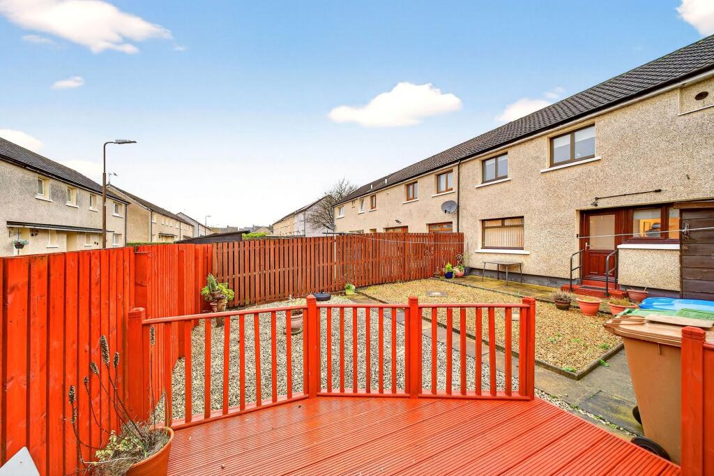 Decking to Rear Garden