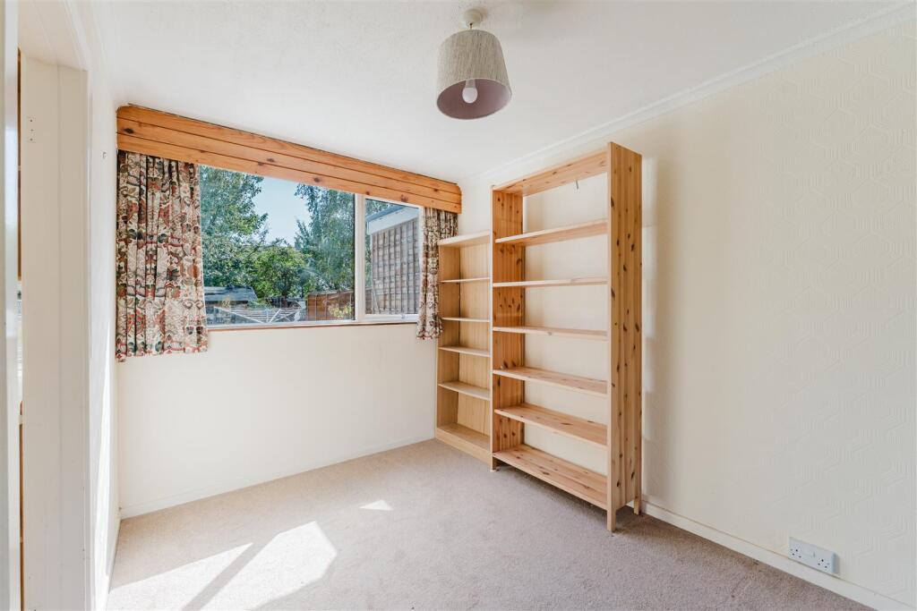 8 Rectory Drive, Yatton, BS49 4HF 24.jpg