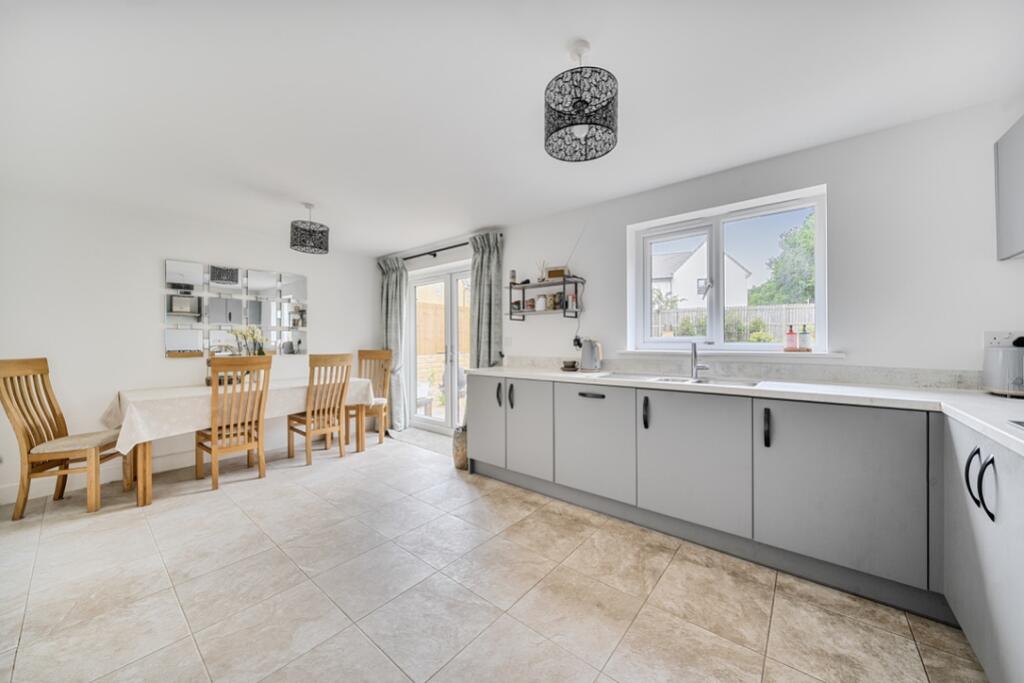 Kitchen dining room