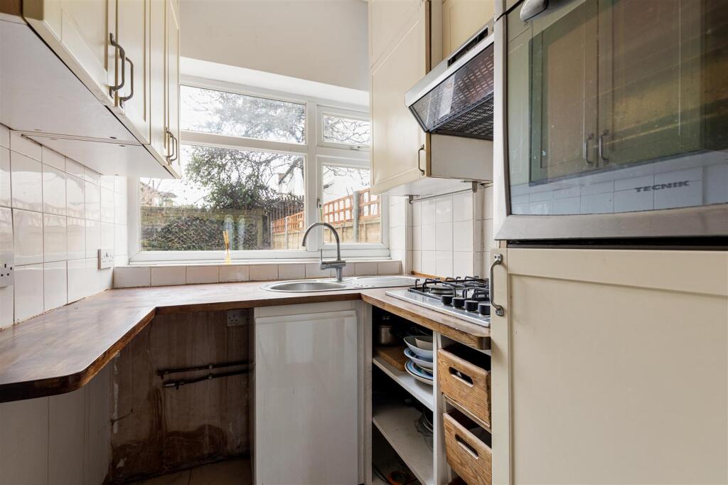 Browning Road E11
