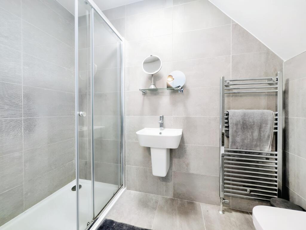 Master En-Suite