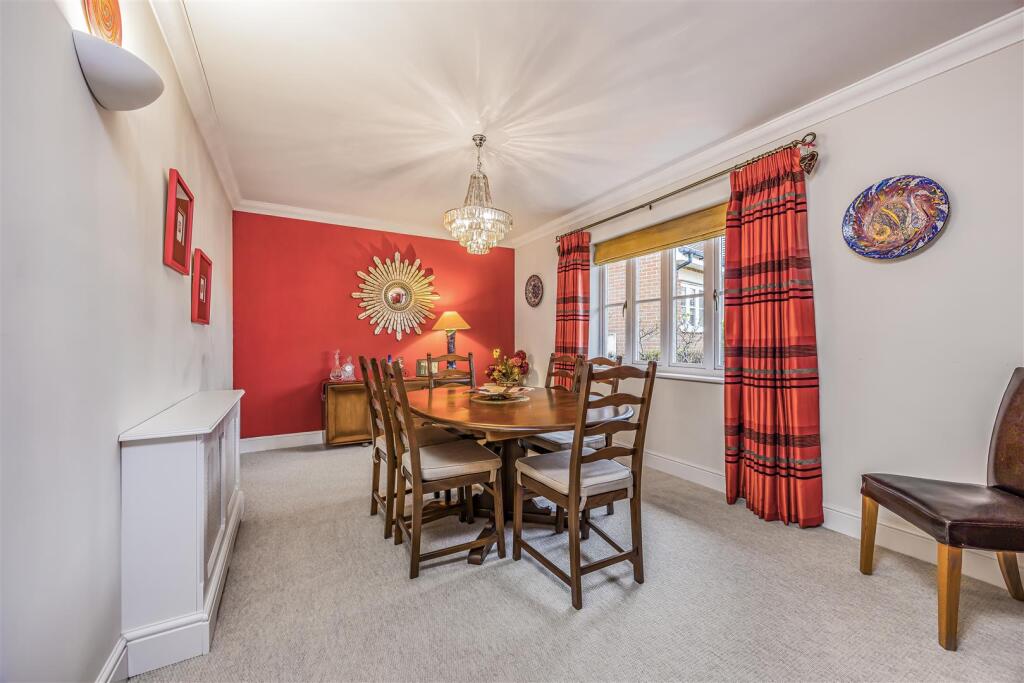 2 Clarendon Close, Denmead-PorticoMarketing-Nexa-3