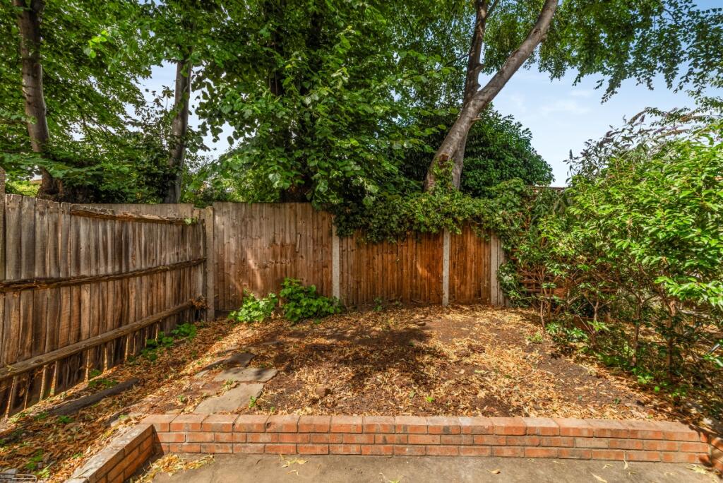 CHADWICK ROAD, 32-21