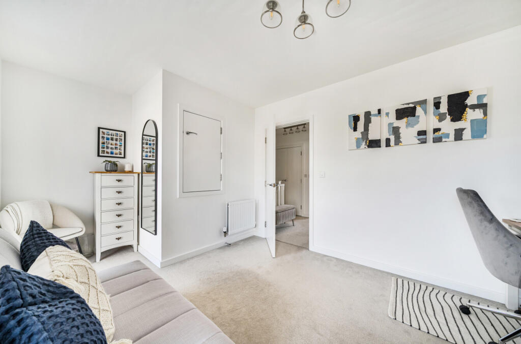 1348840-11-68bef5...