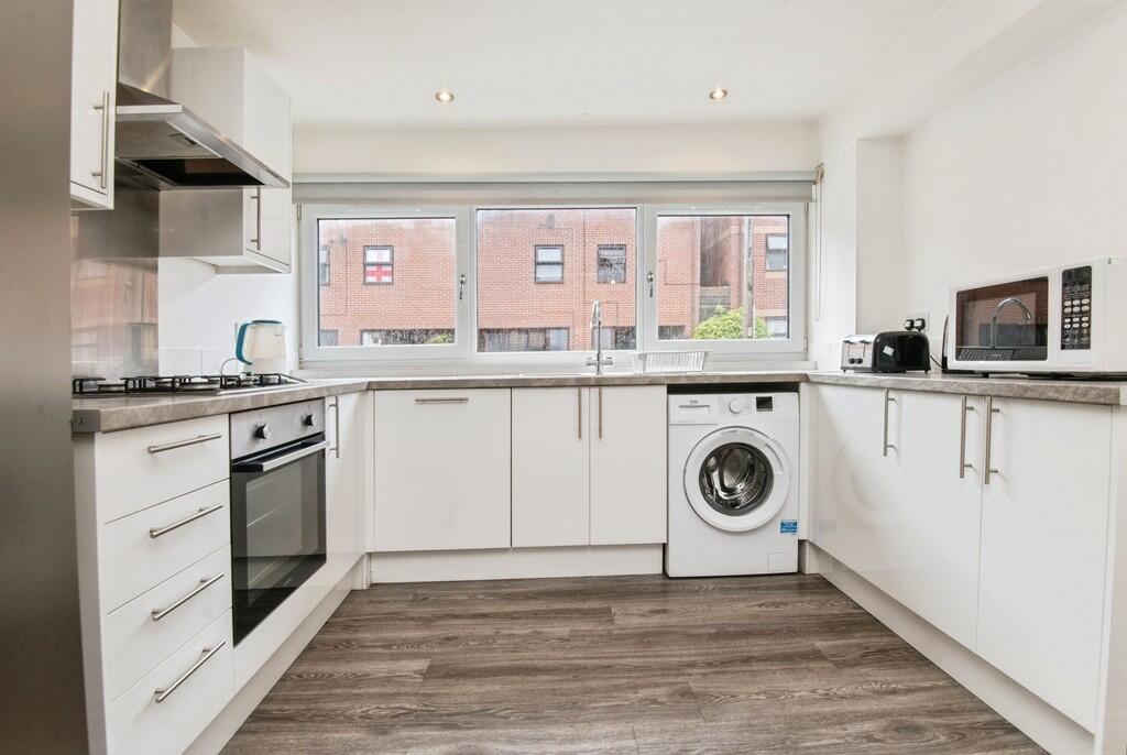 58kingedwardst-01...