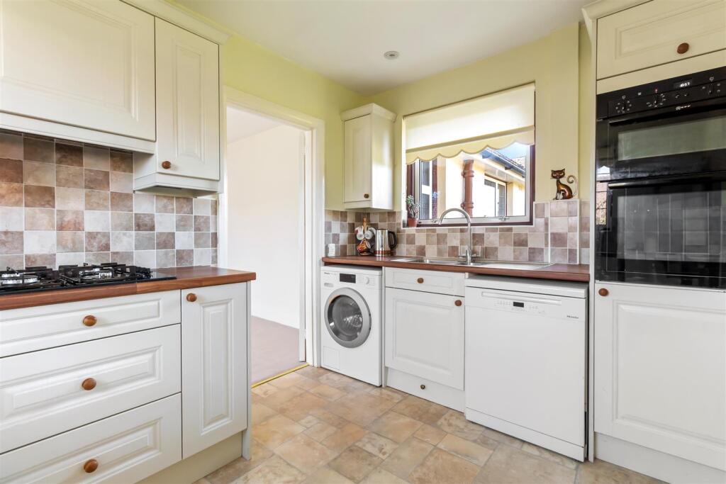 Jersey Road, 2-010.jpg