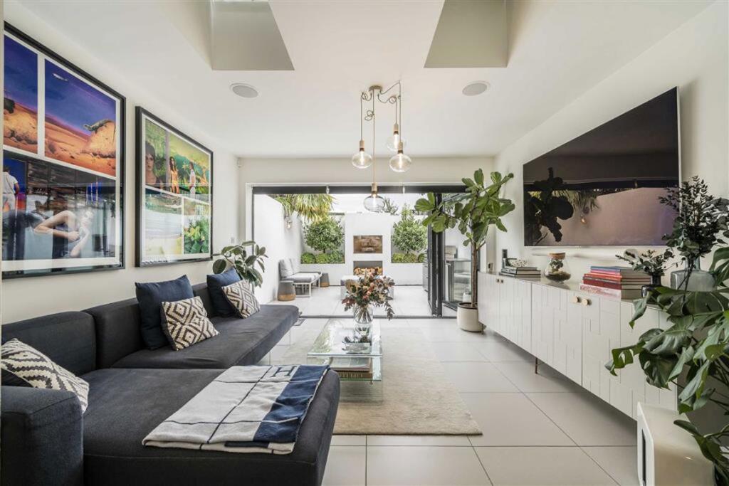 Redmans Road, Whitechapel