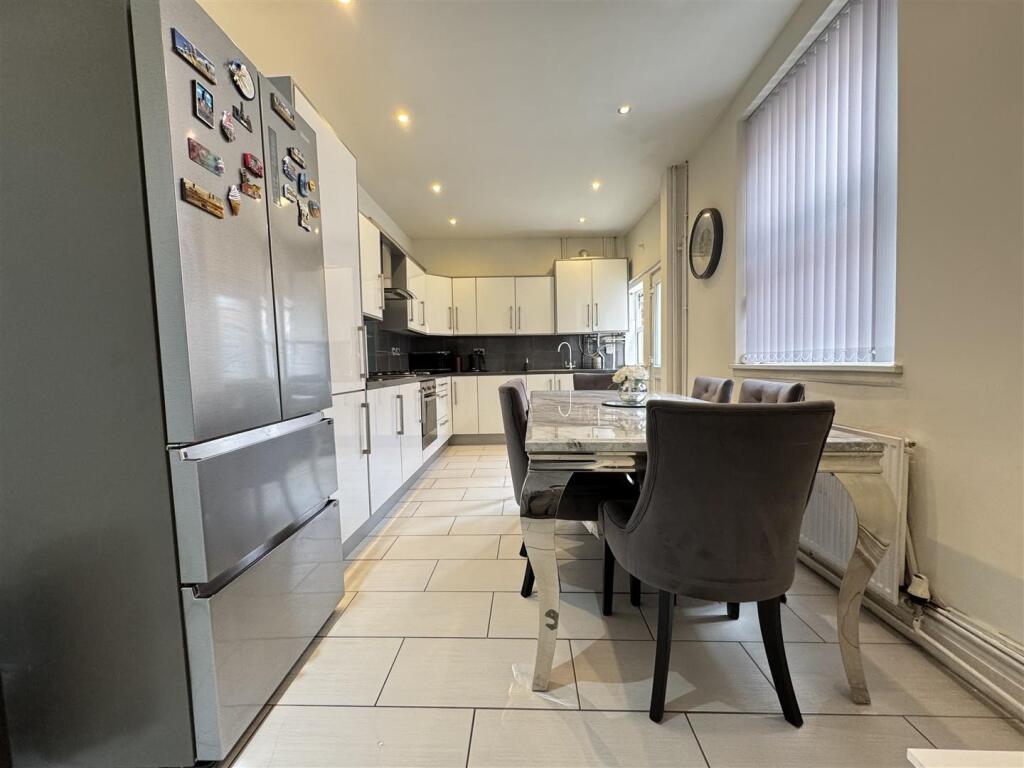 IMG_5356 (Large).JPG