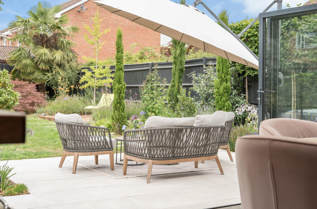 1325481-12-688371...