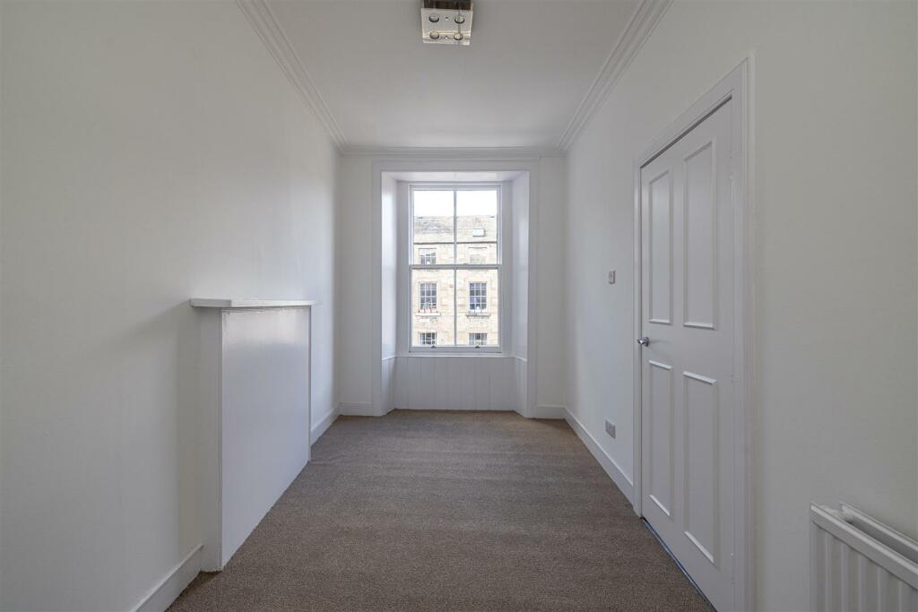 9b High Street Jedburgh 07.JPG