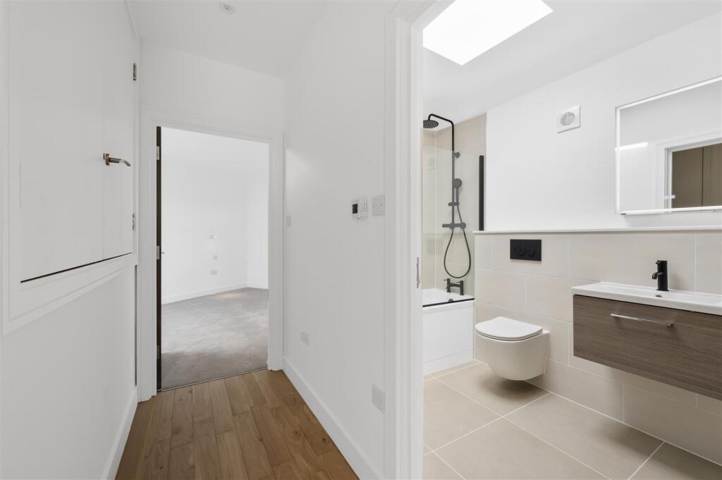 FLAT 6,1.jpg
