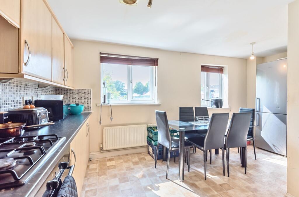 1294265-12-682c29fa92fb5-ARW-1