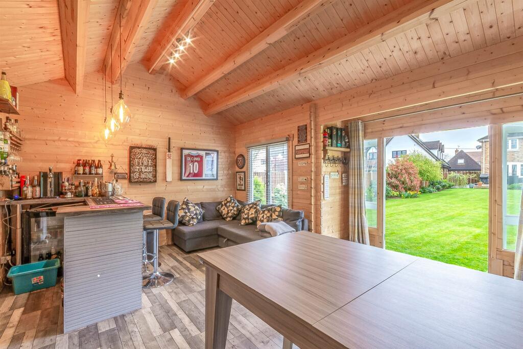 Home Office / Summer House