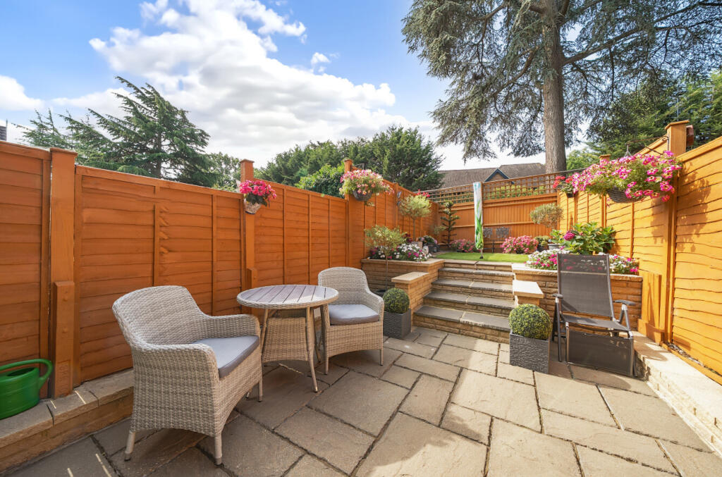 1332623-10-68932d...