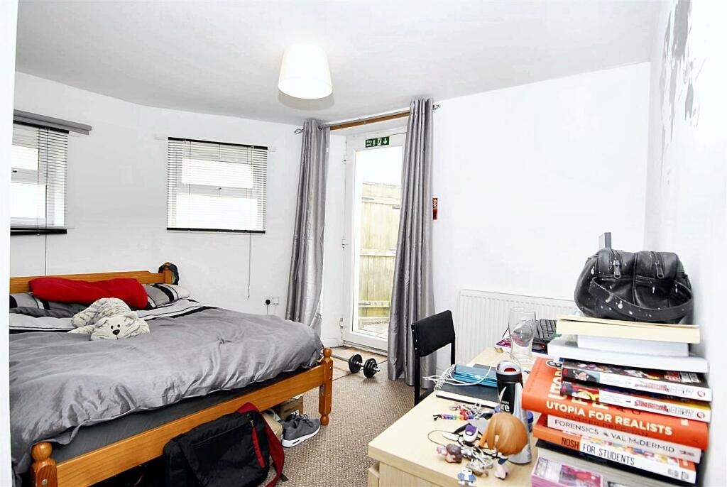 bedroom 3 (4).jpeg