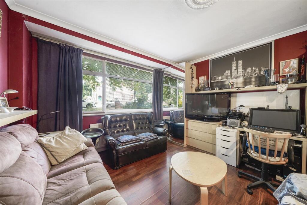 443 Whitton Avenue West - ykiRcZppYEmI3z5vZrpQ.jpg