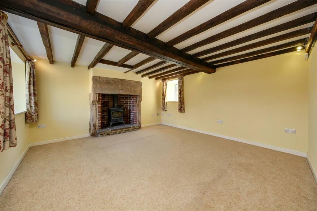 Living Room.jpg
