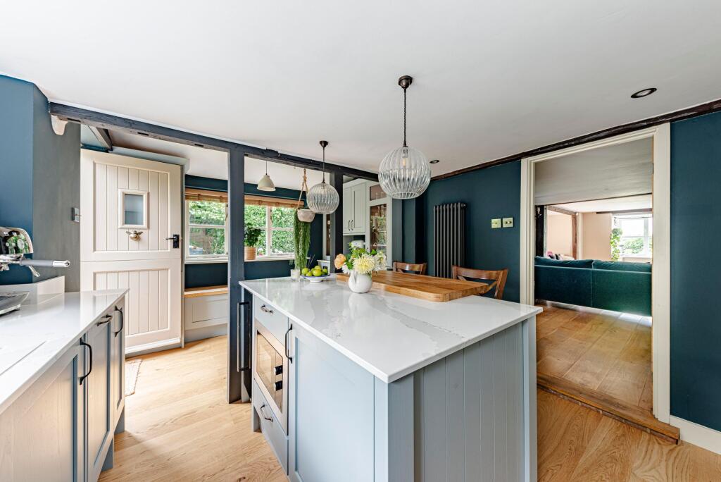 Kitchen (2)