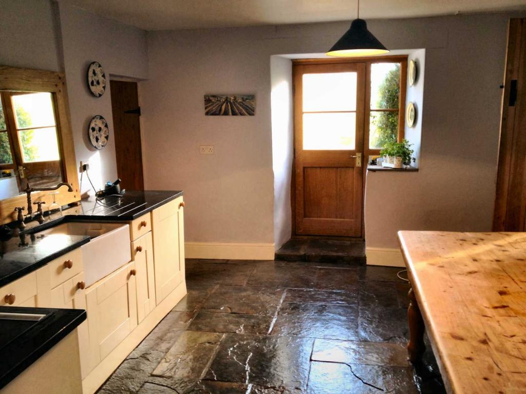 Bathealton Seddons